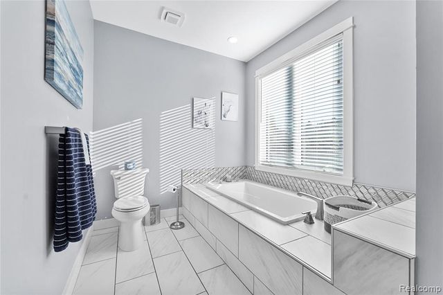 13498 Exeter Road, Carleton, MI 48117