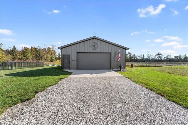 13498 Exeter Road, Carleton, MI 48117