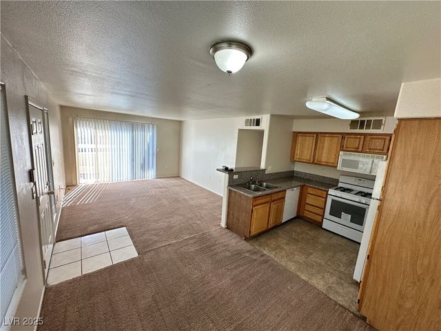 5710 Tropicana Avenue 2230, Las Vegas, NV 89122