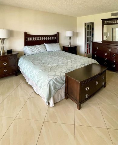 7893 SAILBOAT KEY BOULEVARD S 202, South Pasadena, FL 33707