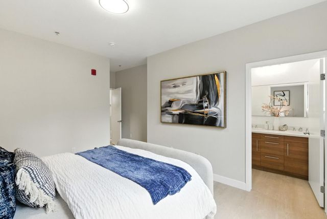 866 Altaire Walk, Palo Alto, CA 94303