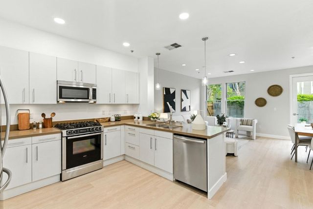 866 Altaire Walk, Palo Alto, CA 94303