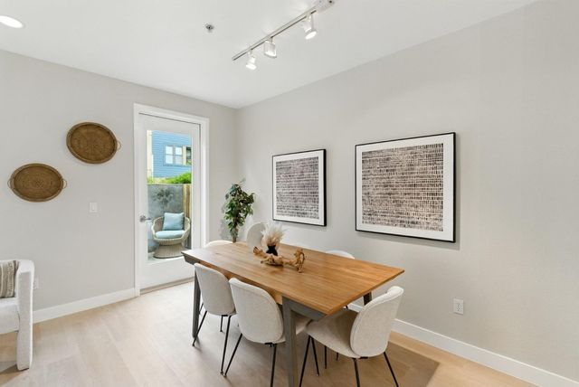 866 Altaire Walk, Palo Alto, CA 94303