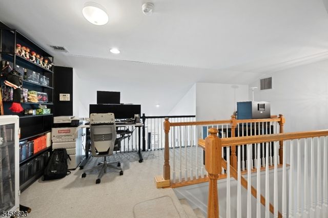 1 Barrister St, Clifton City, NJ 07013