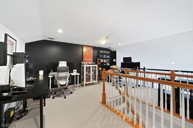 1 Barrister St, Clifton City, NJ 07013