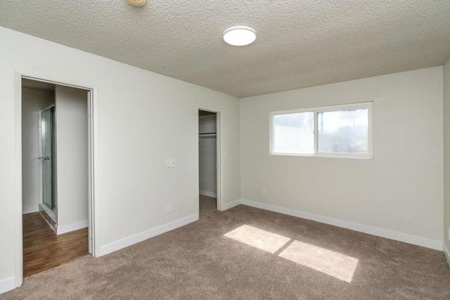 3525 Valley Street, Carlsbad, CA 92008