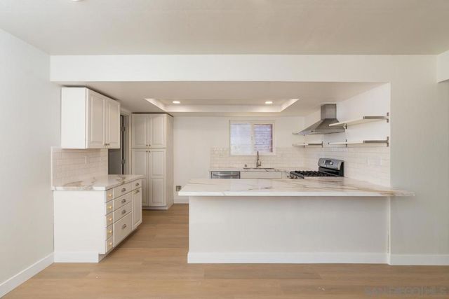 3525 Valley Street, Carlsbad, CA 92008