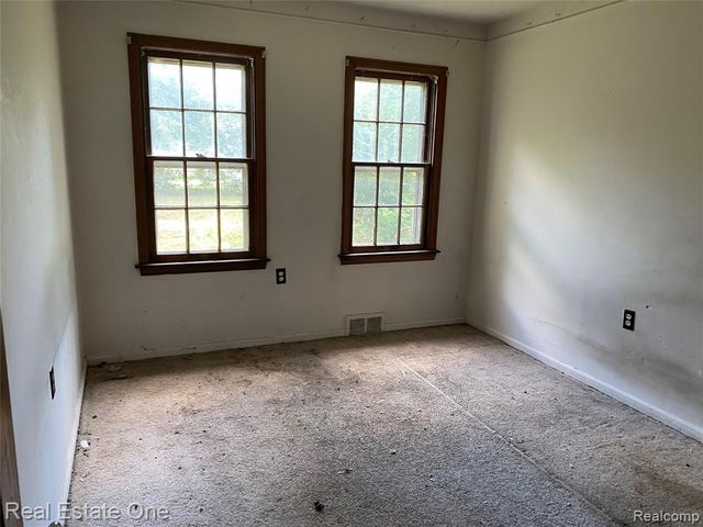 35437 Stellwagen Street, Wayne, MI 48184