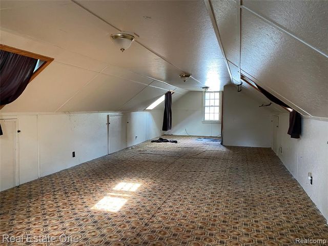 35437 Stellwagen Street, Wayne, MI 48184