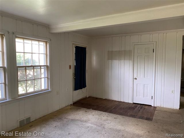 35437 Stellwagen Street, Wayne, MI 48184