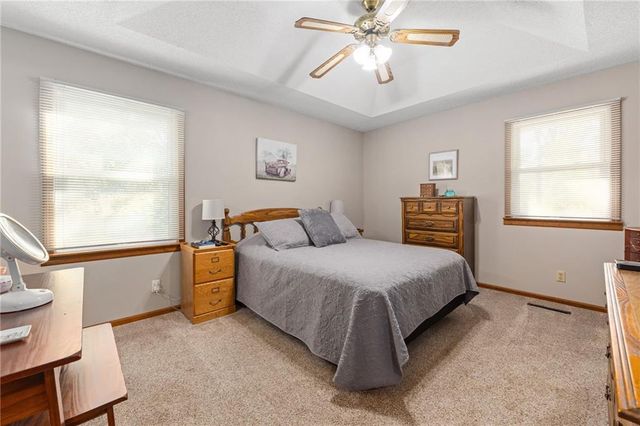 19710 Kansas City Boulevard, Camden Point, MO 64018