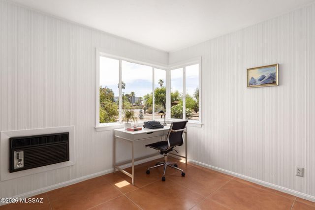 2103 E Waverly Street, Tucson, AZ 85719