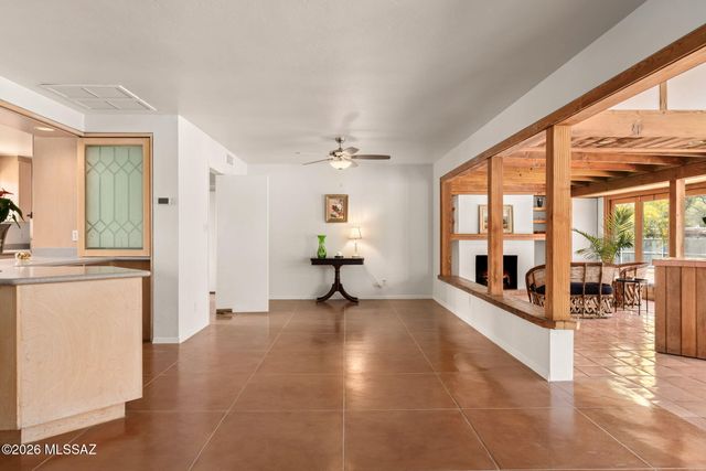 2103 E Waverly Street, Tucson, AZ 85719