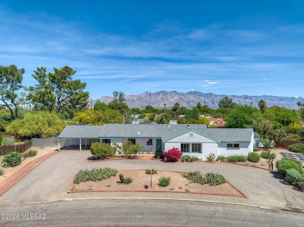 2103 E Waverly Street, Tucson, AZ 85719