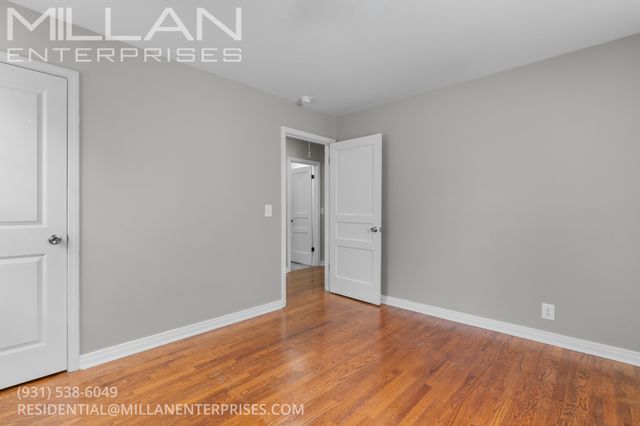 854 E Happy Hollow Dr, Clarksville, TN 37040