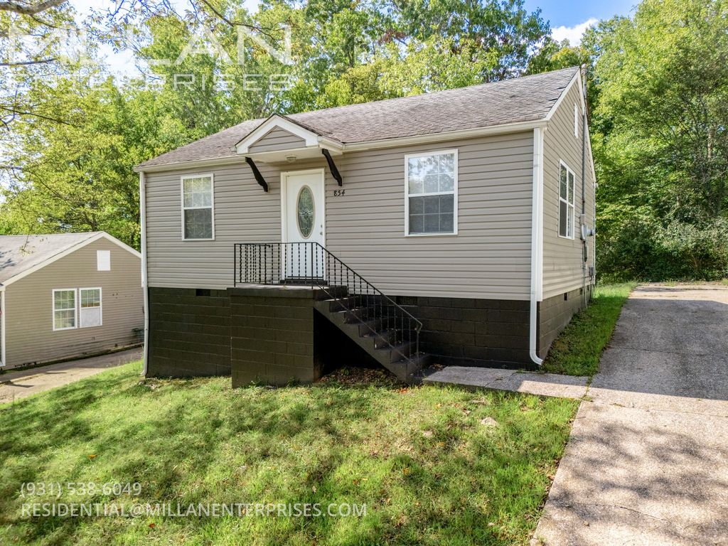 854 E Happy Hollow Dr, Clarksville, TN 37040