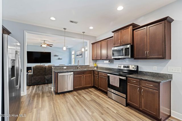 89 Maxwell Drive, Rocky Point, NC 28457