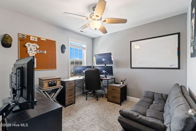 89 Maxwell Drive, Rocky Point, NC 28457