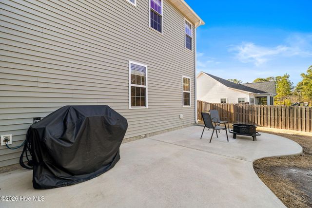 89 Maxwell Drive, Rocky Point, NC 28457