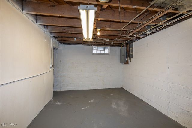 4229 Hinsdale Road, South Euclid, OH 44121