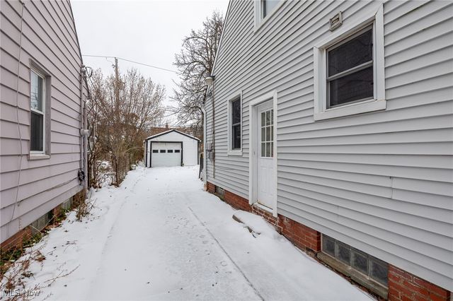 4229 Hinsdale Road, South Euclid, OH 44121