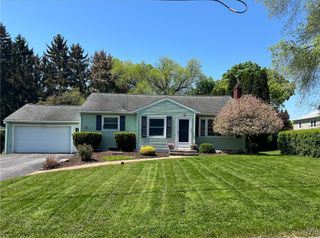 202 Marian Drive, Geddes, NY 13219