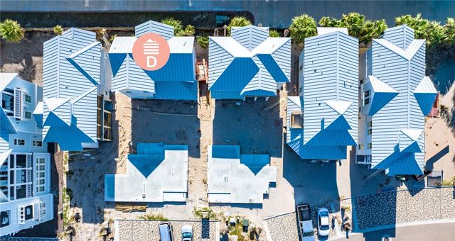 250 Tailwind Dr D, Port Aransas, TX 78373