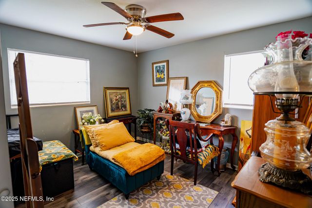 2115 FOURAKER Road, Jacksonville, FL 32210