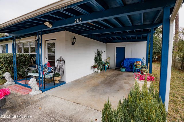 2115 FOURAKER Road, Jacksonville, FL 32210