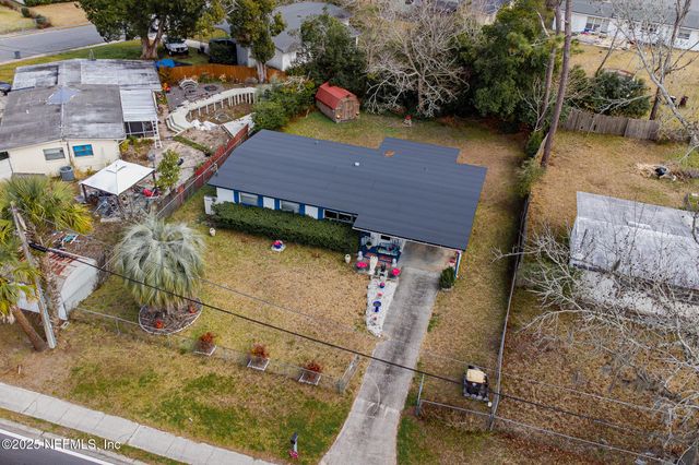 2115 FOURAKER Road, Jacksonville, FL 32210