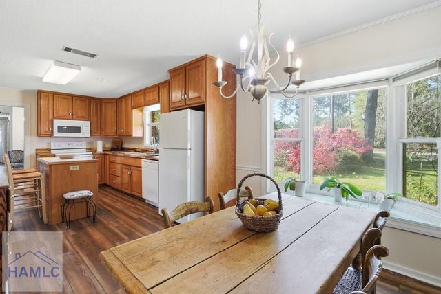 424 Timberlane Circle, Hinesville, GA 31313