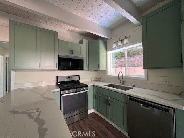 286 Terrace, Lake Arrowhead, CA 92352