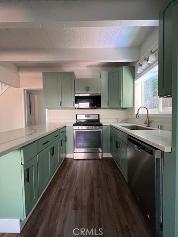 286 Terrace, Lake Arrowhead, CA 92352