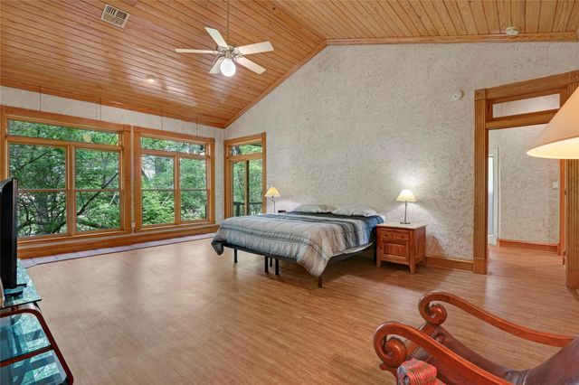 400 E BLANCO BEND RD, Wimberley, TX 78676
