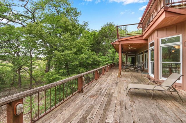 400 E BLANCO BEND RD, Wimberley, TX 78676