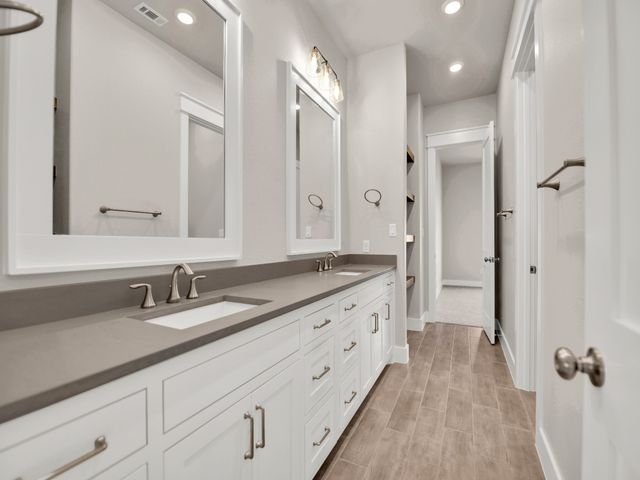 316 Tiara Trail, Fort Worth, TX 76108
