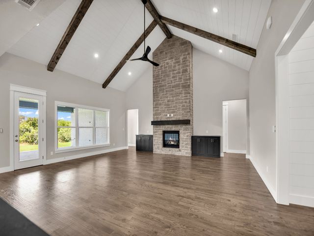 316 Tiara Trail, Fort Worth, TX 76108