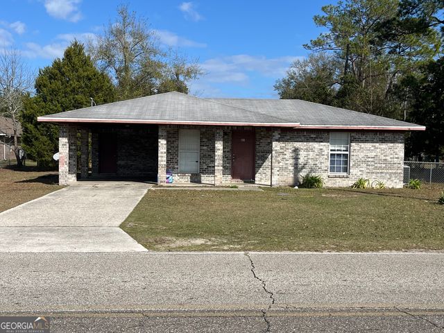 621 Pinewood Street, Folkston, GA 31537