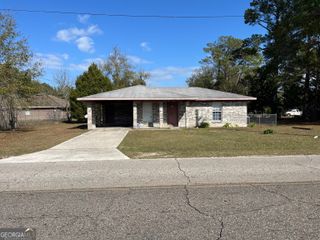 621 Pinewood Street, Folkston, GA 31537