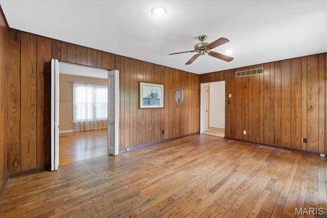 11141 Queensway Drive, St Louis, MO 63146