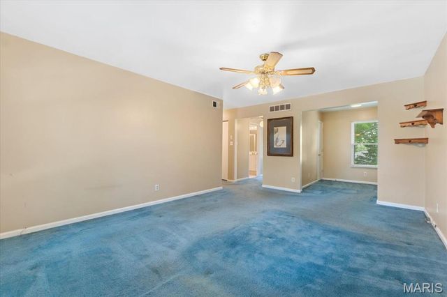 11141 Queensway Drive, St Louis, MO 63146