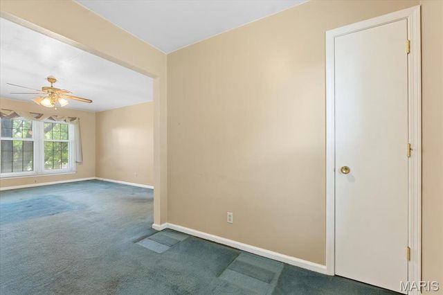 11141 Queensway Drive, St Louis, MO 63146