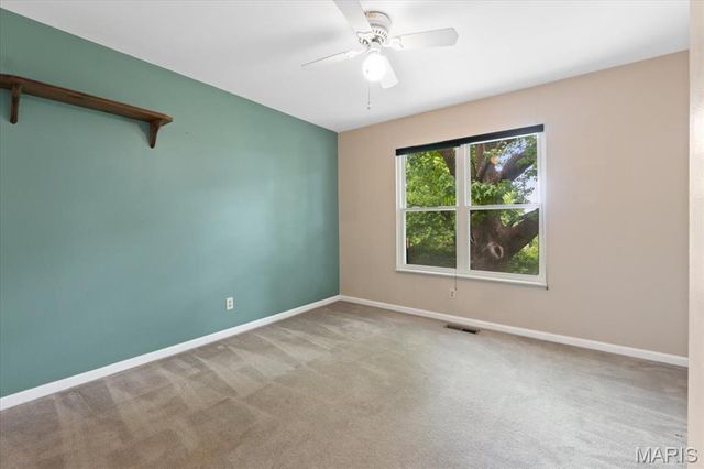 11141 Queensway Drive, St Louis, MO 63146
