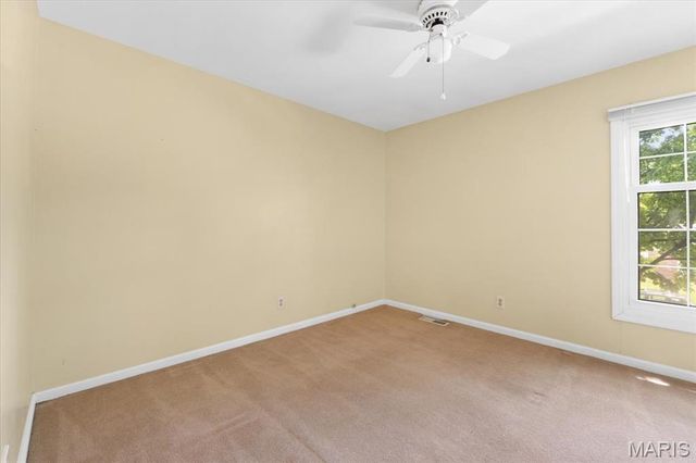 11141 Queensway Drive, St Louis, MO 63146