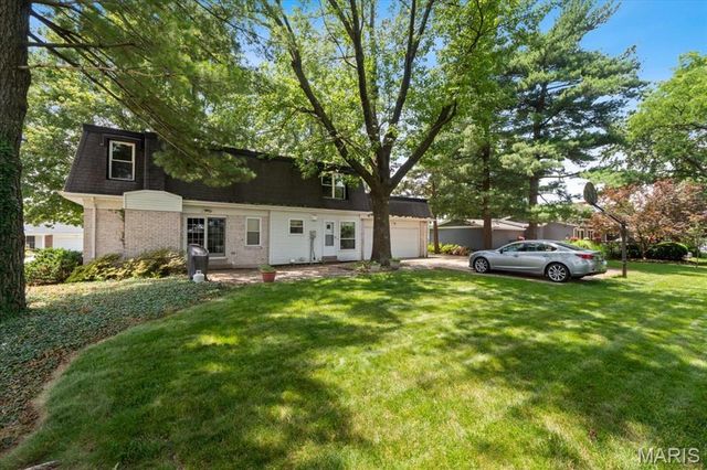 11141 Queensway Drive, St Louis, MO 63146
