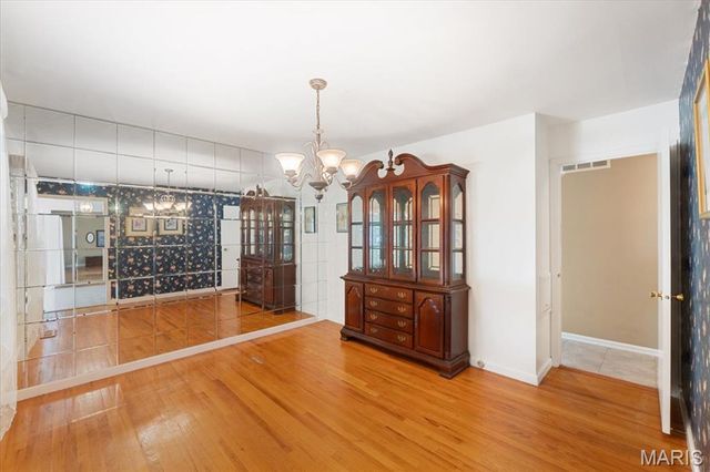11141 Queensway Drive, St Louis, MO 63146