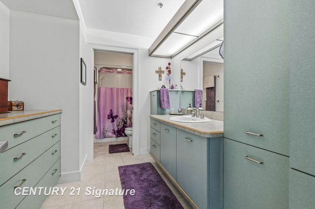 225 Jennison Place, Bay City, MI 48708
