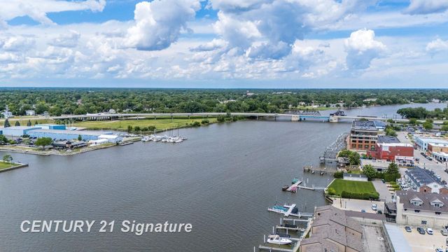 225 Jennison Place, Bay City, MI 48708