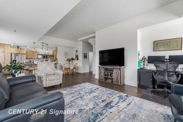 225 Jennison Place, Bay City, MI 48708