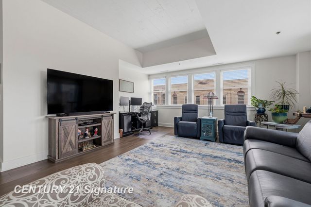 225 Jennison Place, Bay City, MI 48708